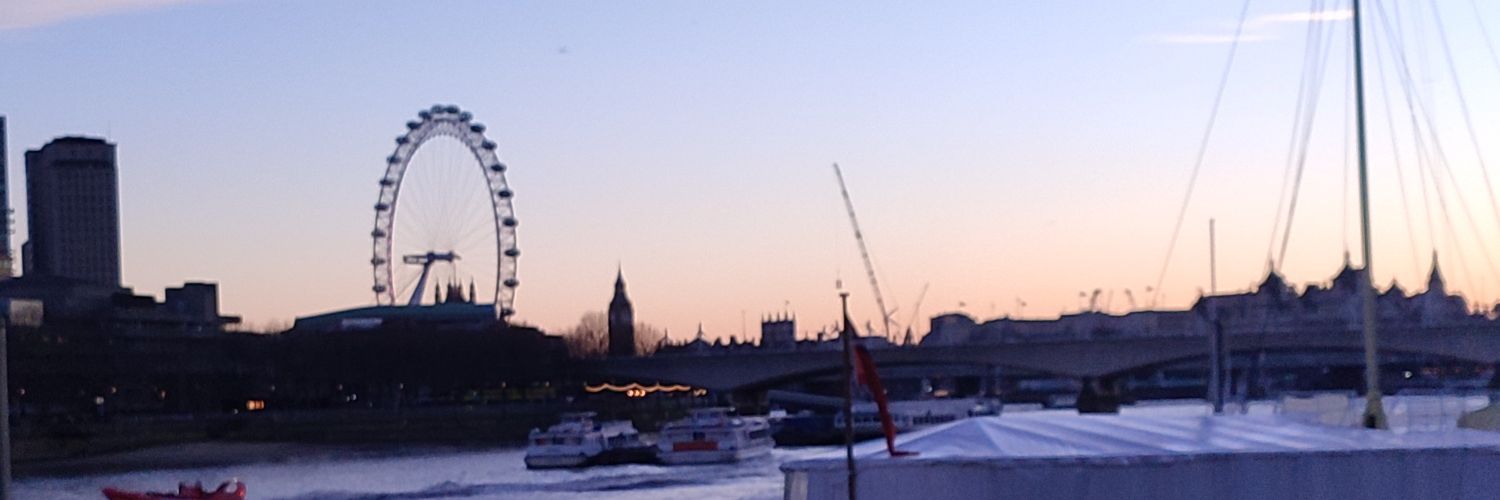 Bea_2410's profile banner image