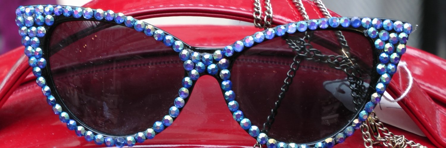 FashionFaveLink's profile banner image
