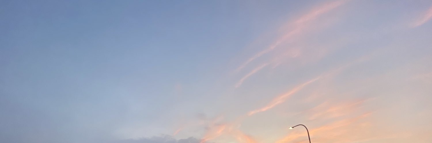 4yiiiip's profile banner image