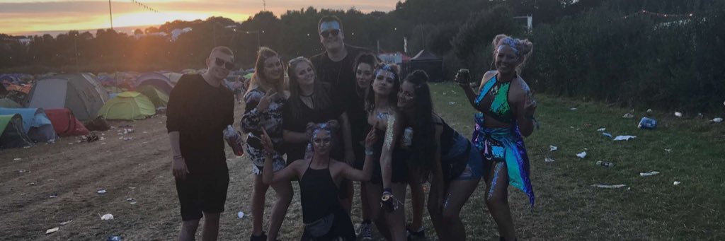 chloe_tamara26's profile banner image