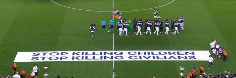 ◢ 𝑩𝑨𝑻𝑭𝑳𝑬𝑪𝑲 𝘓𝘪𝘭𝘭𝘰𝘪𝘴 ◤ banner