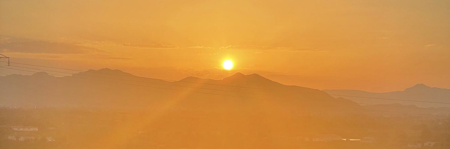 Em Hunter banner