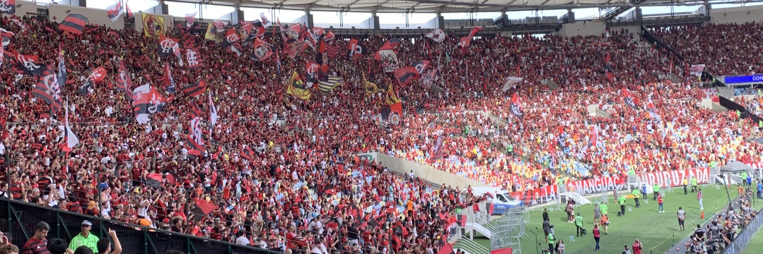 LauMonteiiro's profile banner image
