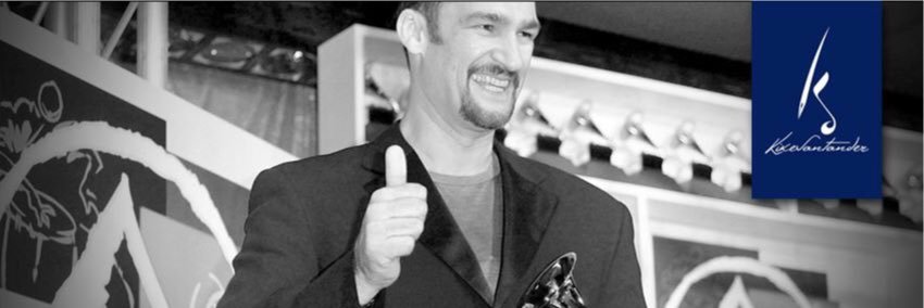 Kike Santander banner