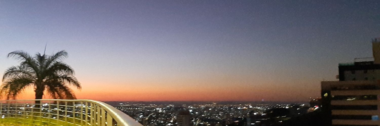 6ui's profile banner image