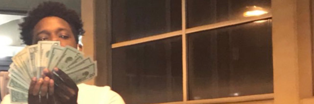 TkRomee's profile banner image