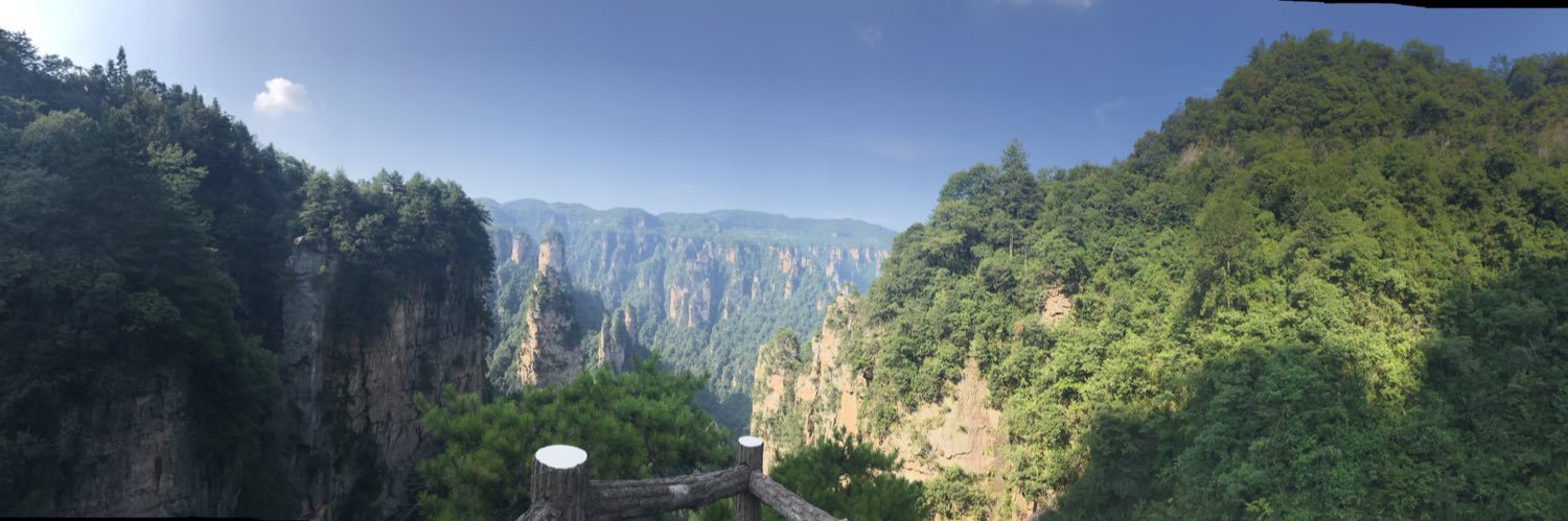 river_8's profile banner image