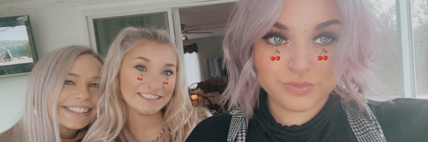 mikaylap10's profile banner image