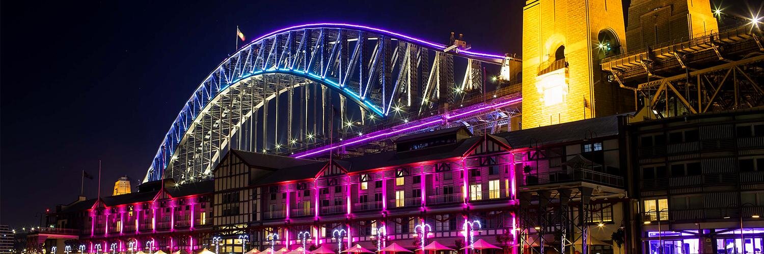 Follow @vividsydney banner
