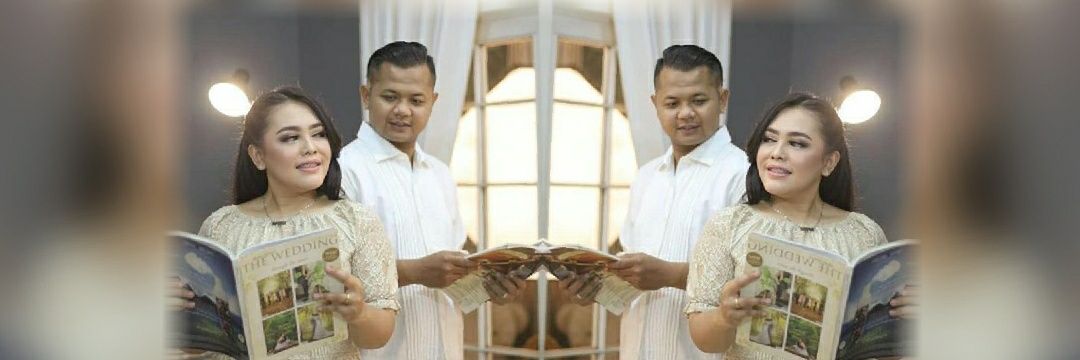 ratna_agnes's profile banner image