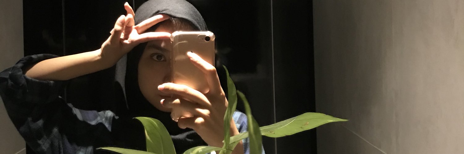 eliisaff's profile banner image