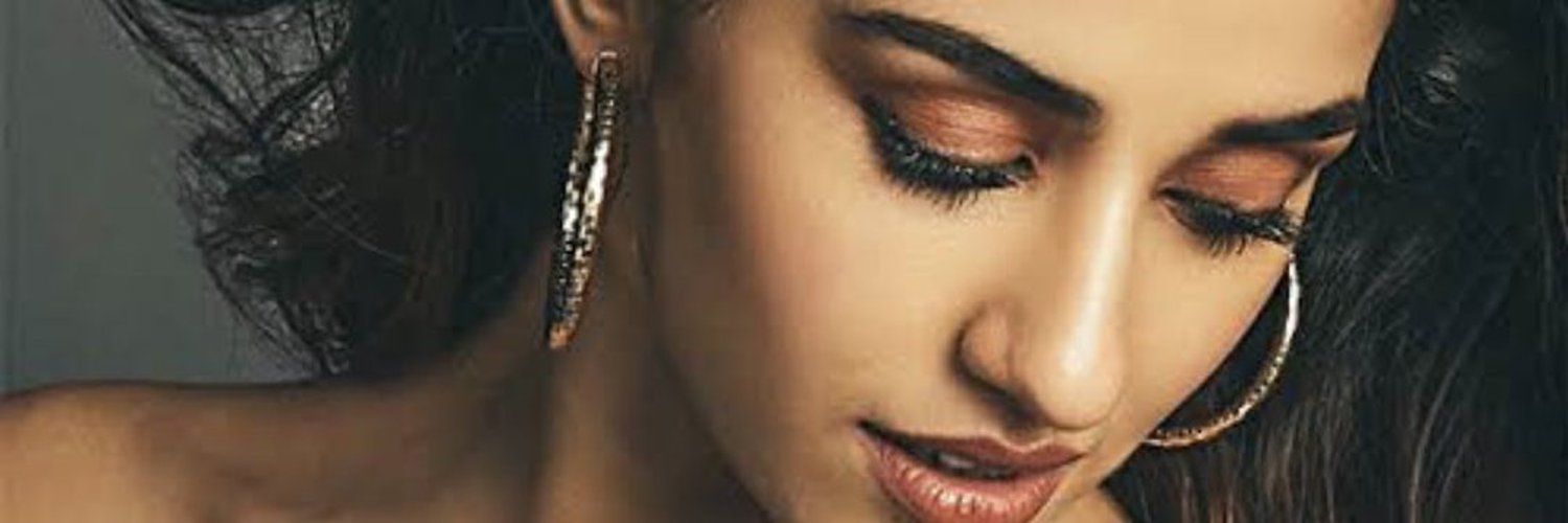 Disha Patani Profile Banner