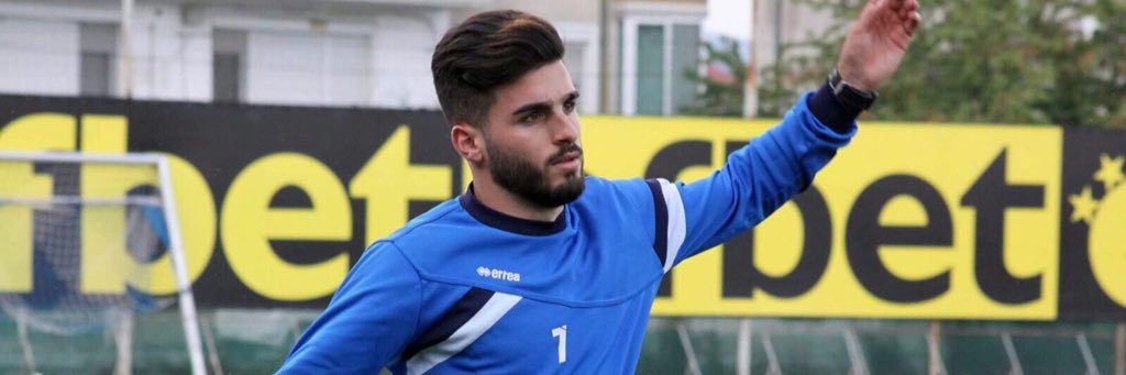 David González banner