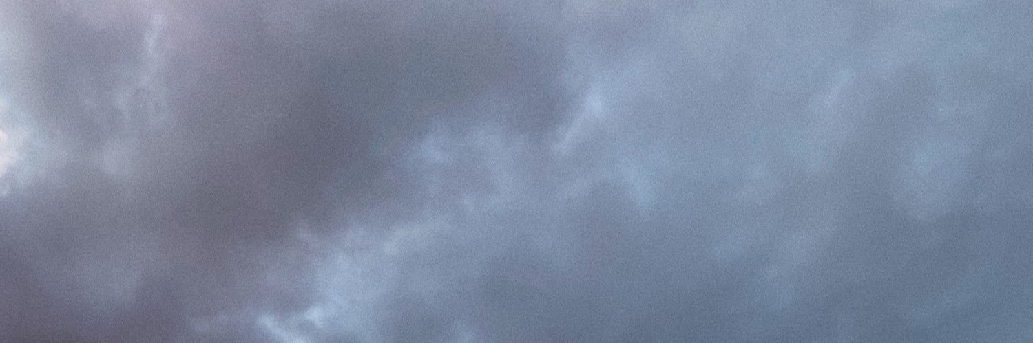 meregold__'s profile banner image
