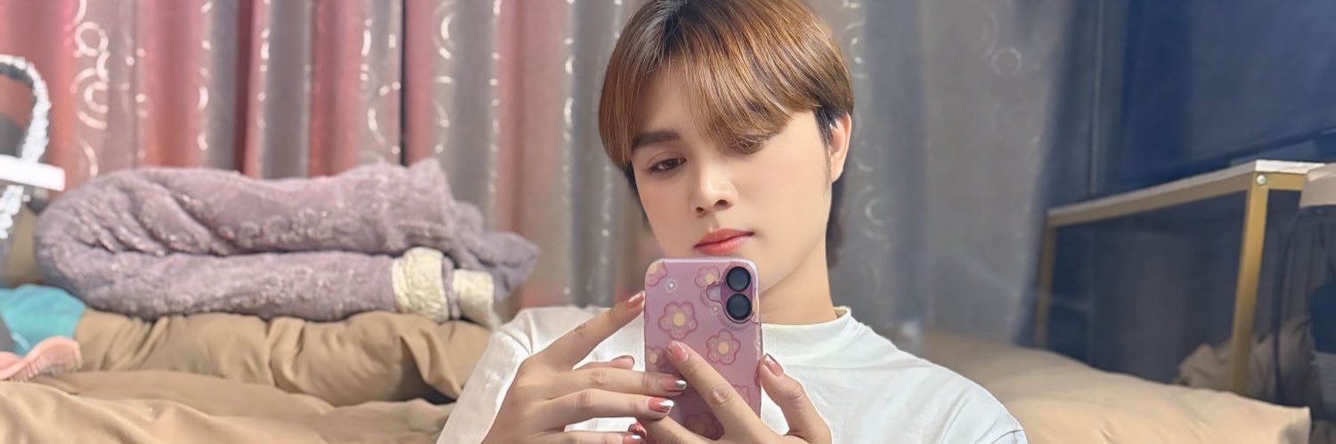Chanopporn's profile banner image