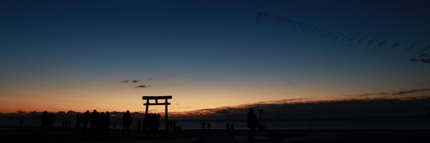 n_van415's profile banner image