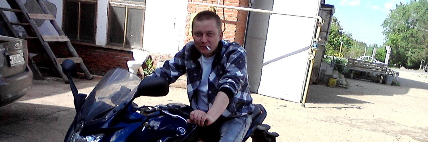 tvskit's profile banner image