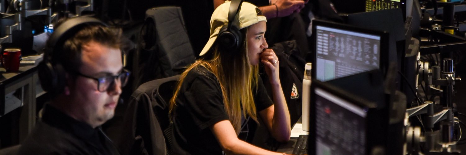 Lara Collier 🚀 banner