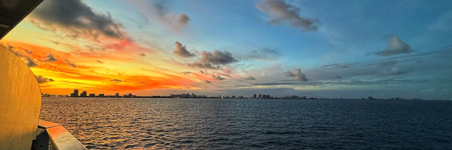 SweetVakapuna's profile banner image