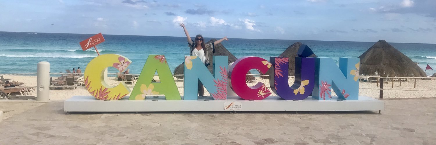 lauraRC94's profile banner image