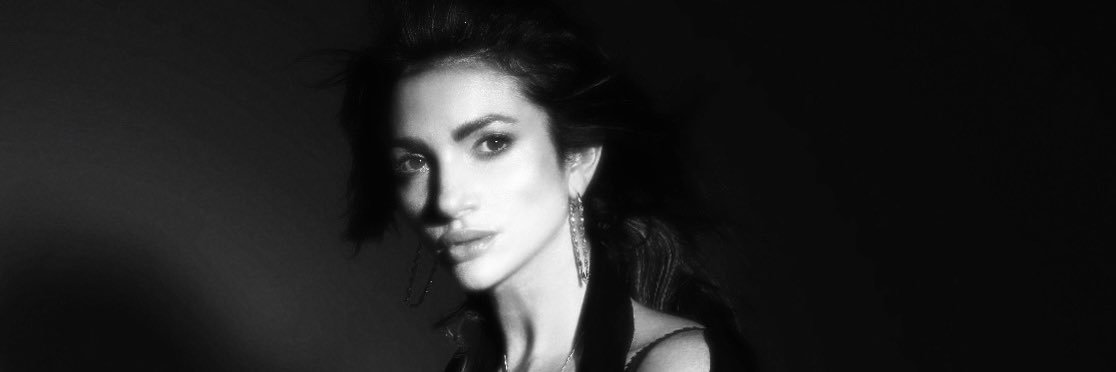 ELLE L 📀 banner
