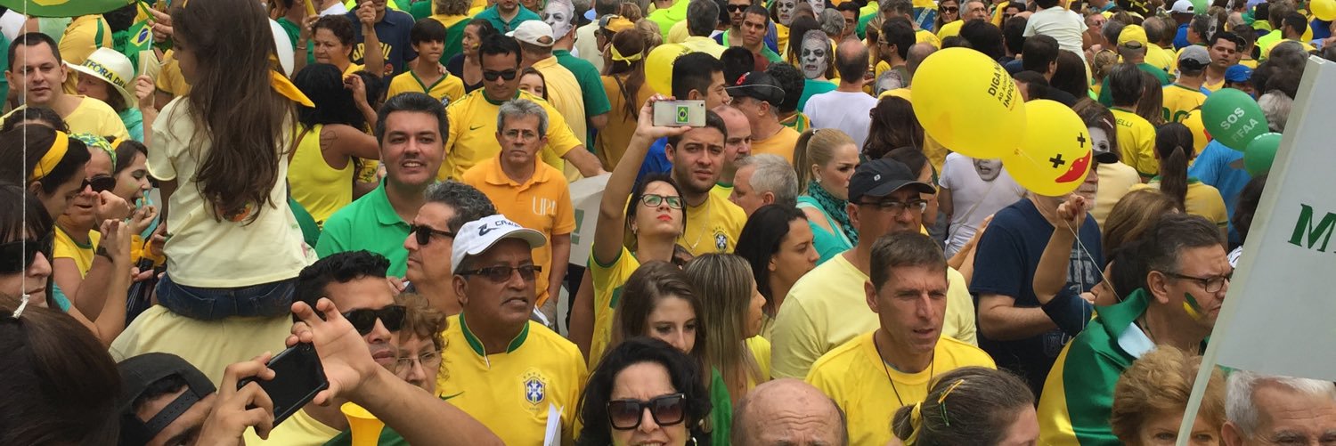 carlanovaes's profile banner image