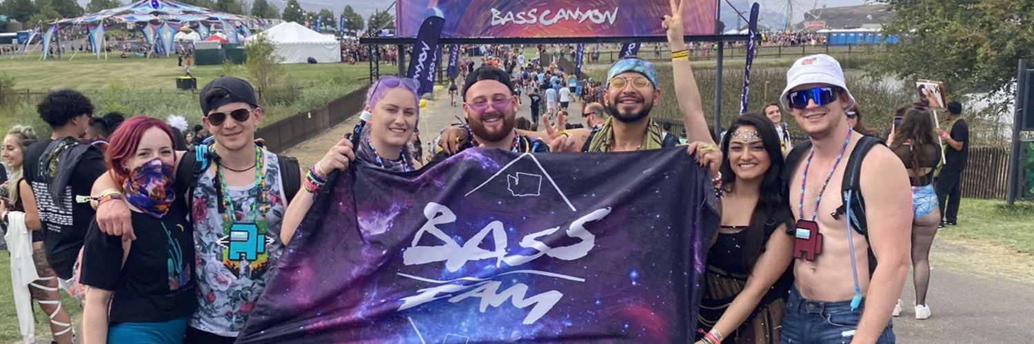 j_sullins's profile banner image