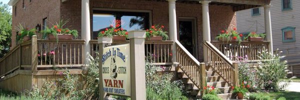 KnitHowell Profile Banner