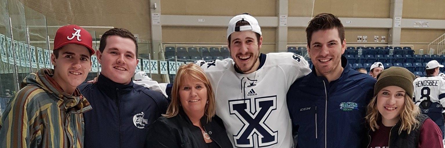 carolyn mac donald banner