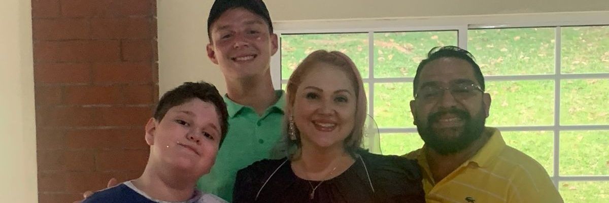 giovasantos's profile banner image