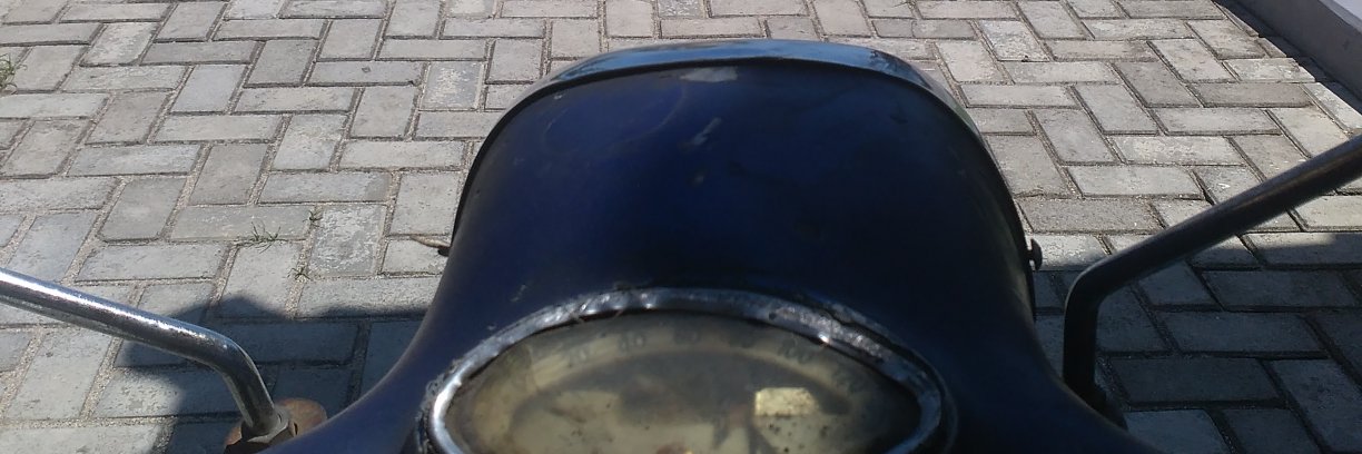 tia banner