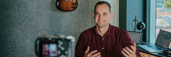 peterakkies Profile Banner