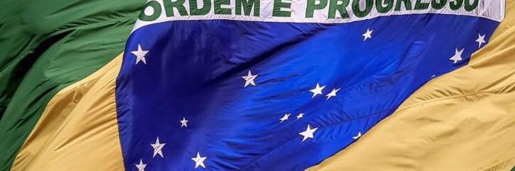 LaurianeCruz's profile banner image