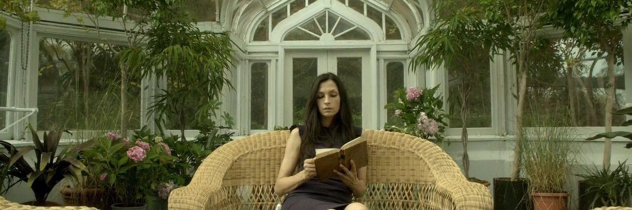 V. Cadaverini banner