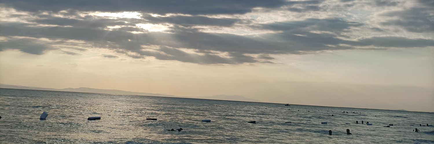 cvhr's profile banner image
