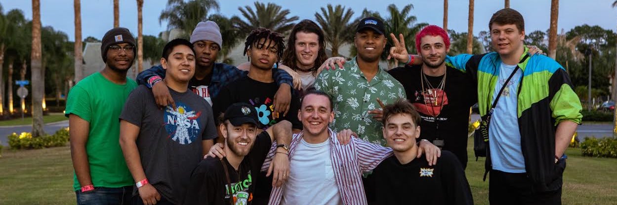 PicGeez's profile banner image