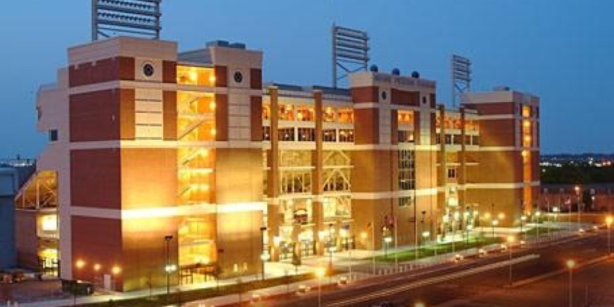 Pokes ‘N Stros banner