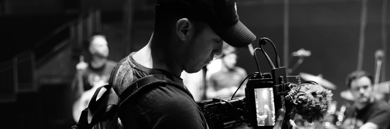 DarvaLife's profile banner image