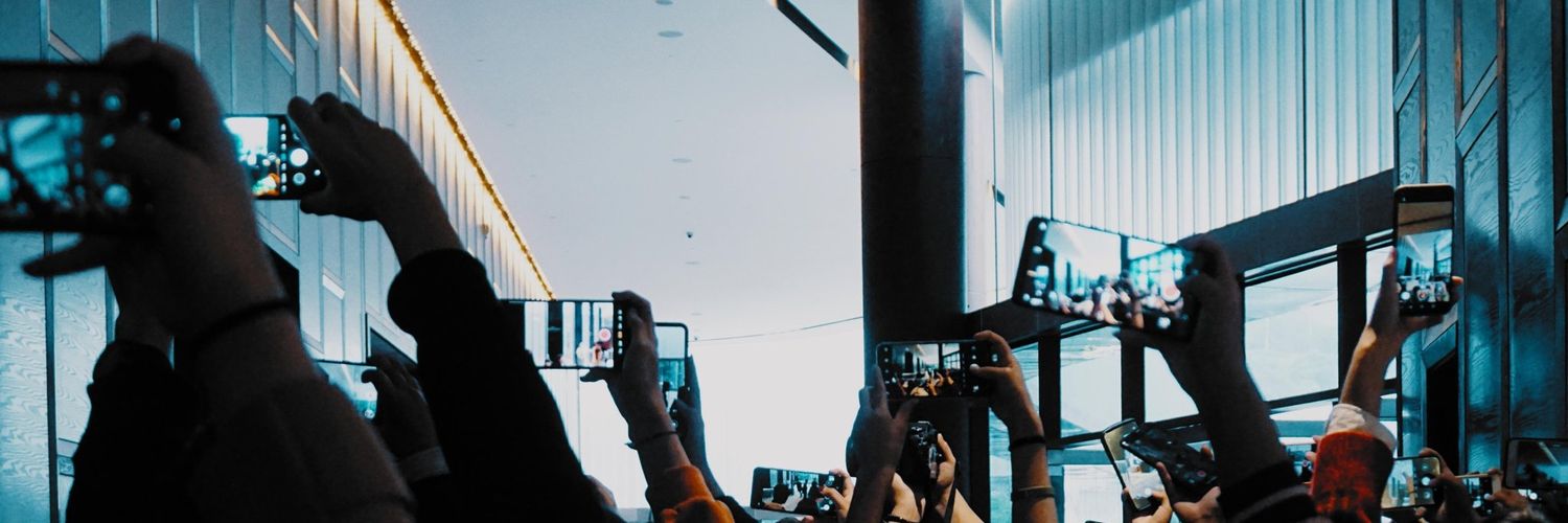 kerwinLL's profile banner image