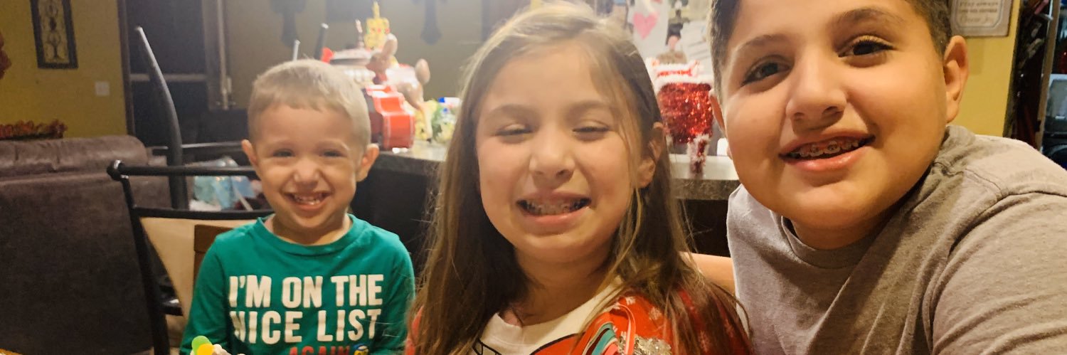 MrsDPena's profile banner image