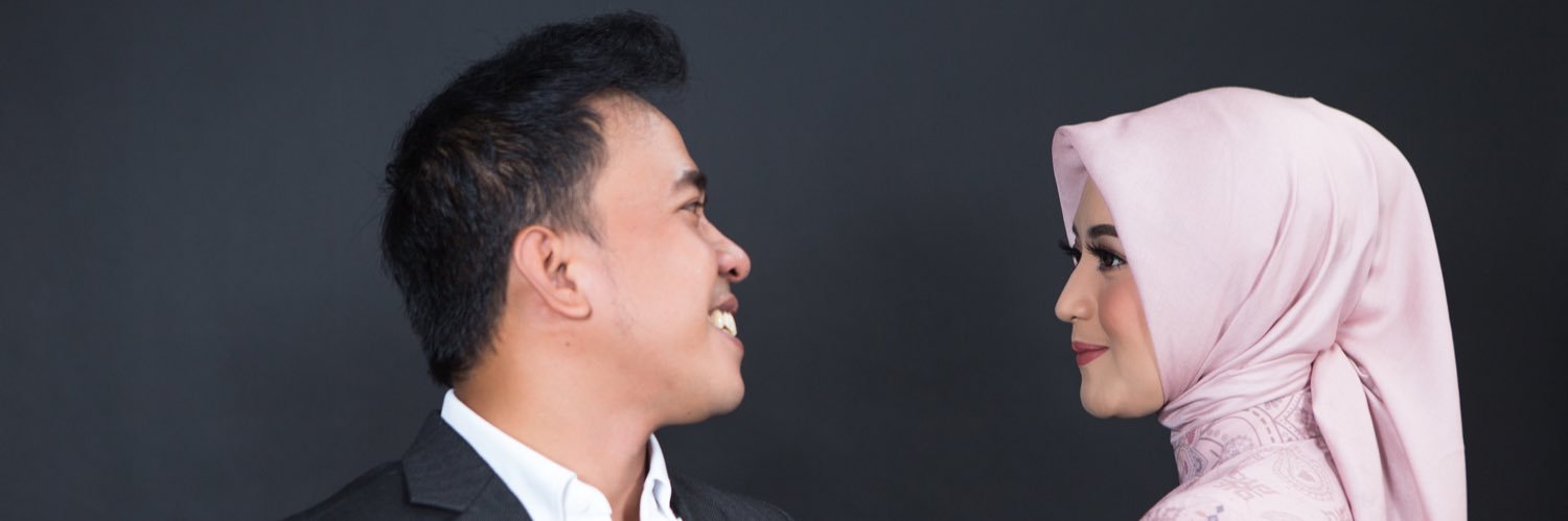 putrihannani's profile banner image