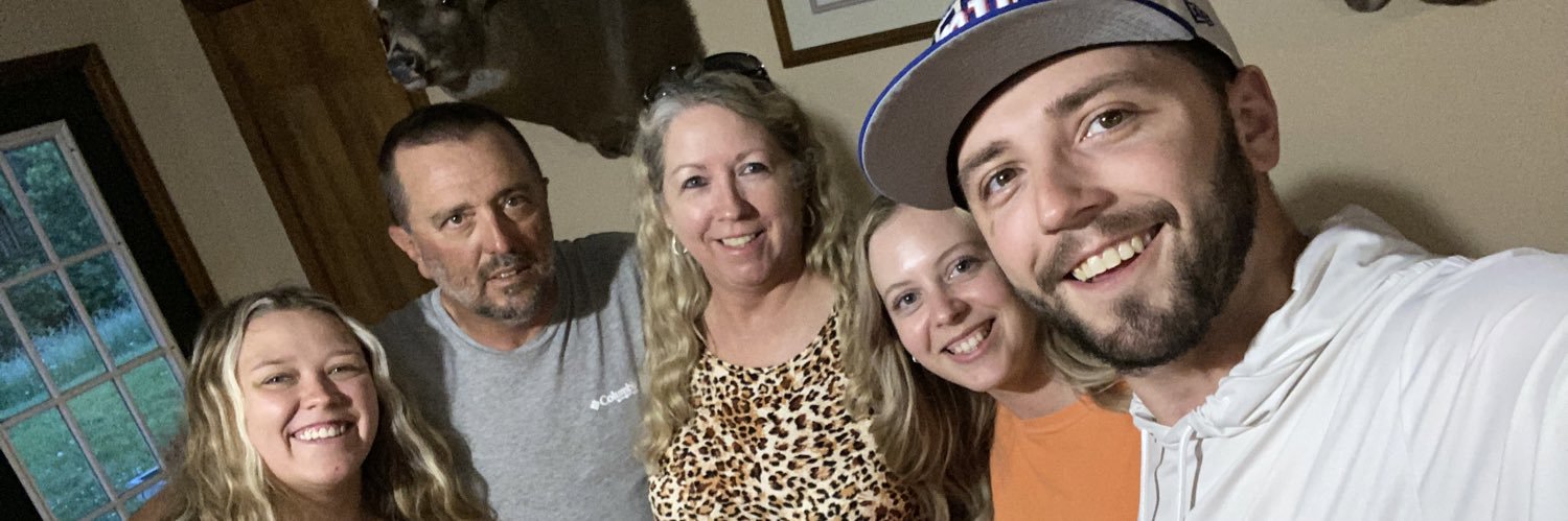 BethNicole10's profile banner image