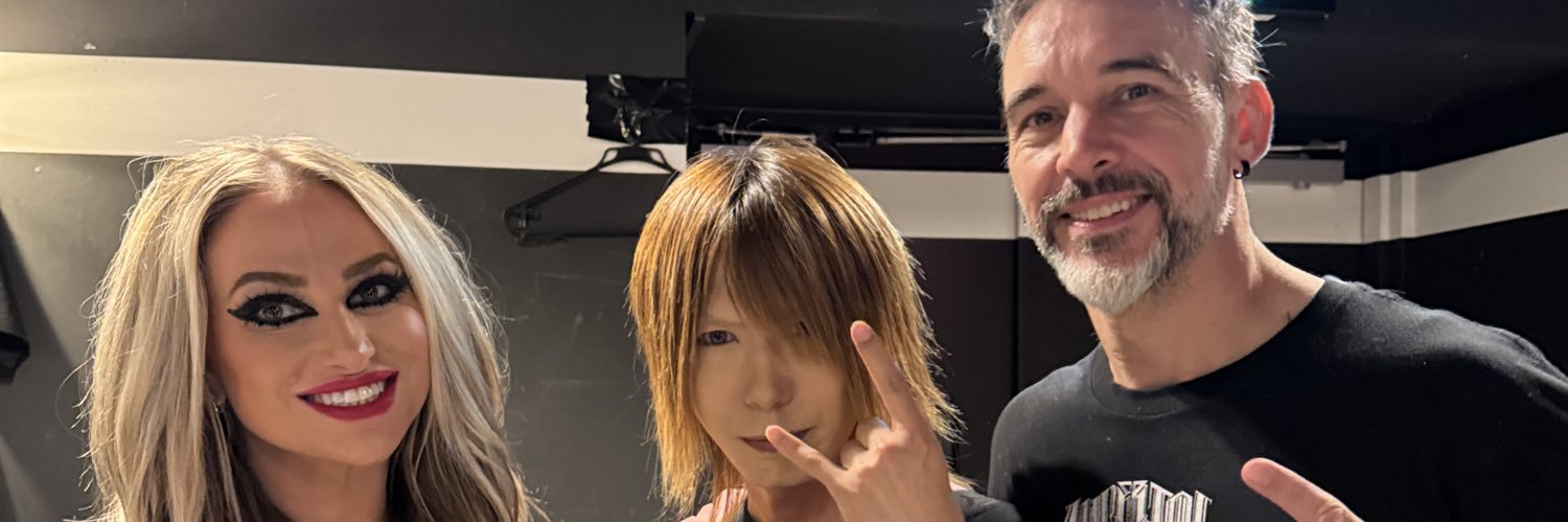 applete77's profile banner image