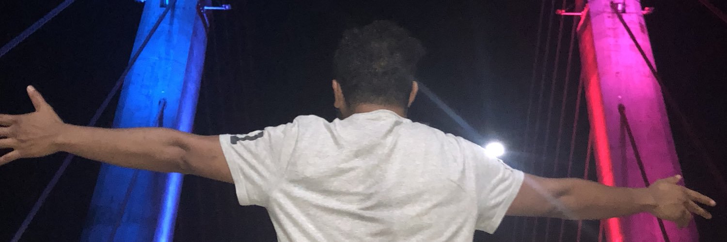 uriasonline's profile banner image