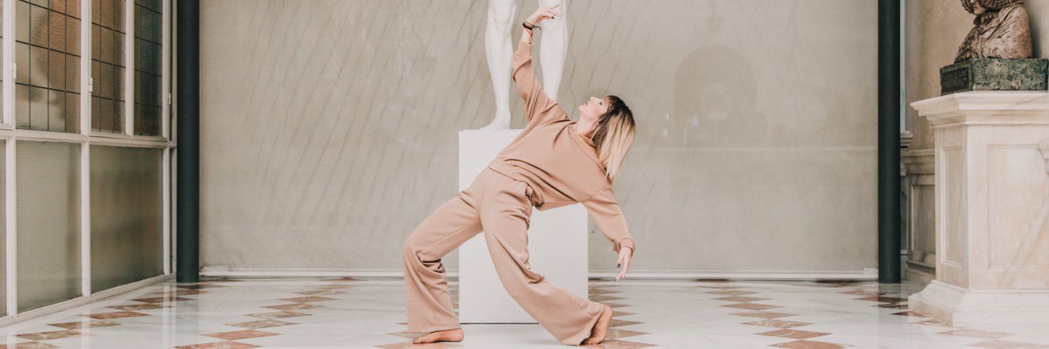 MarhyaCarsab's profile banner image