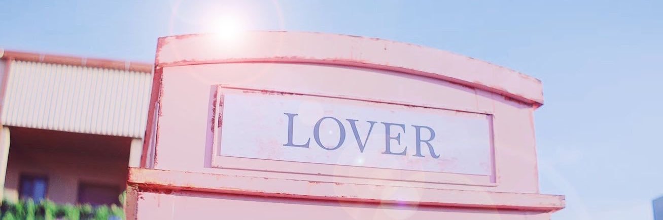 mari banner