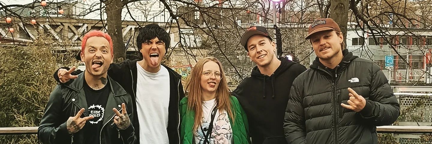 AnAwkwardGirl_'s profile banner image