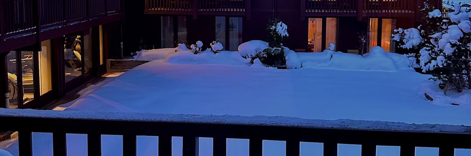 laPrincessaE's profile banner image