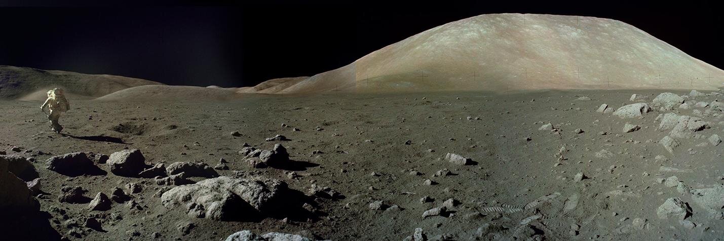 Alive Universe banner