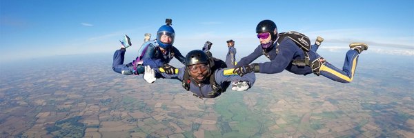 SeunOshinaike Profile Banner